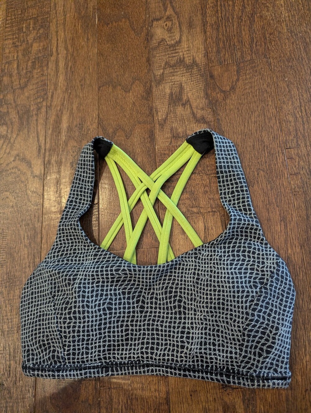 Lululemon Free To Be Zen Bra Fall Net White Black / Ray Size XS 4 Sports Bra